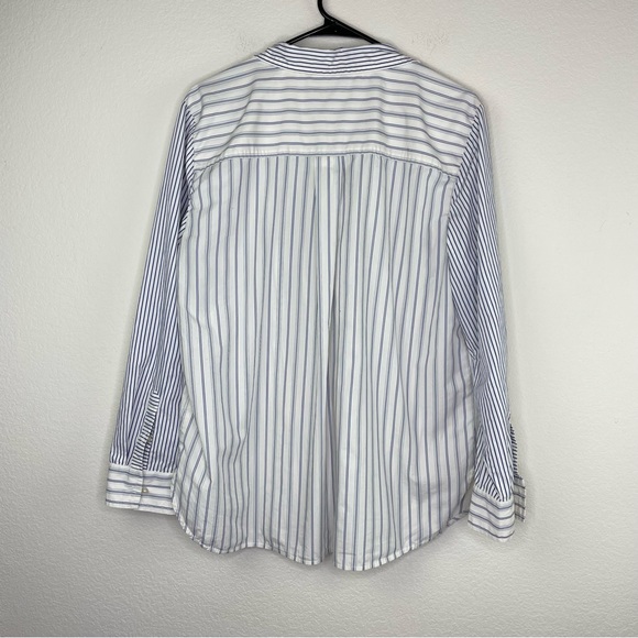 Loft Striped Everyday Shirt in Blue and White size XL - Picture 5 of 12